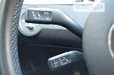 Седан Volkswagen CC / Passat CC 2013 в 