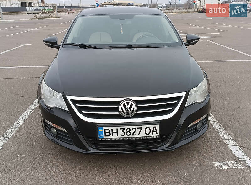 Купе Volkswagen CC / Passat CC 2011 в Одессе