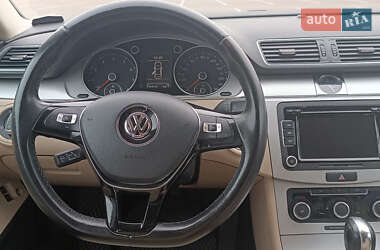 Купе Volkswagen CC / Passat CC 2011 в 