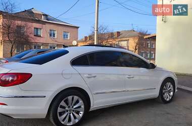 Купе Volkswagen CC / Passat CC 2009 в 