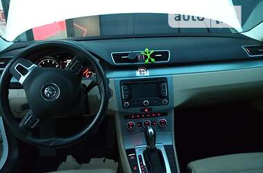 Седан Volkswagen CC / Passat CC 2012 в 