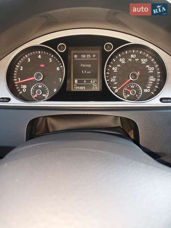 Купе Volkswagen CC / Passat CC 2013 в Ужгороді