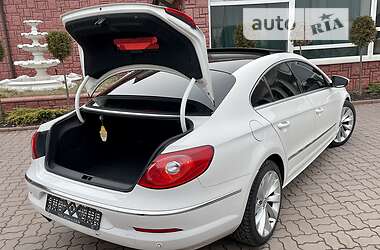 Купе Volkswagen CC / Passat CC 2010 в 