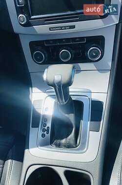 Купе Volkswagen CC / Passat CC 2010 в 