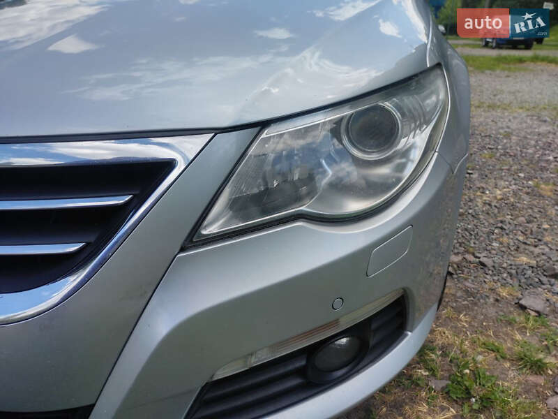 Купе Volkswagen CC / Passat CC 2009 в Києві