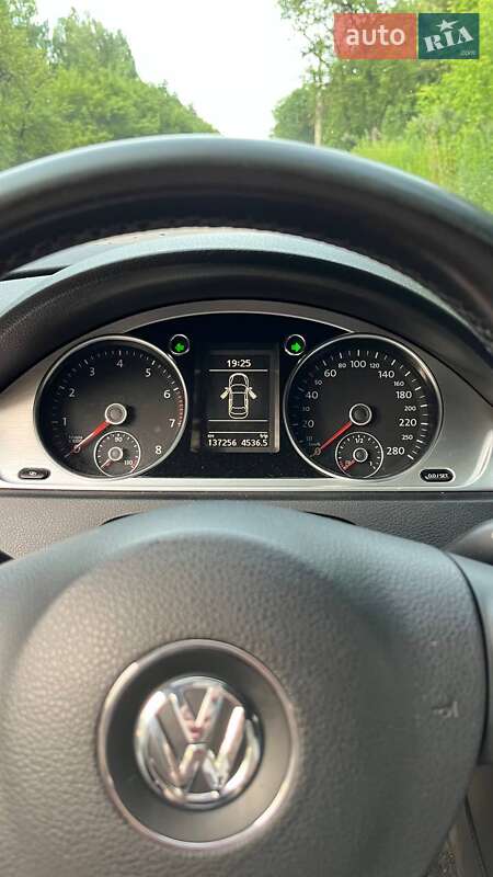 Купе Volkswagen CC / Passat CC 2011 в Сумах