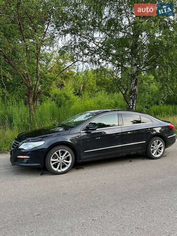 Купе Volkswagen CC / Passat CC 2011 в Сумах
