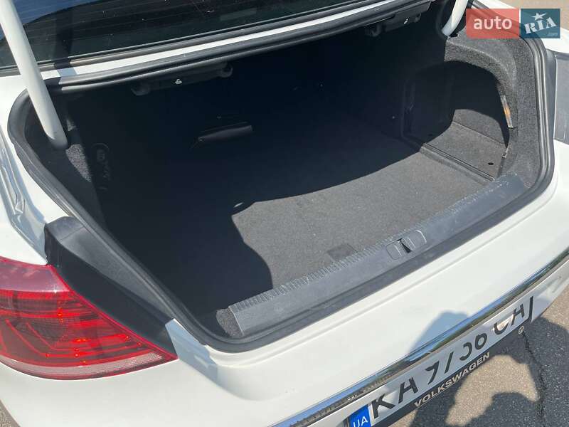 Купе Volkswagen CC / Passat CC 2013 в Кривом Роге