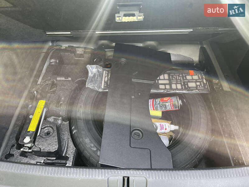 Купе Volkswagen CC / Passat CC 2009 в Самборе