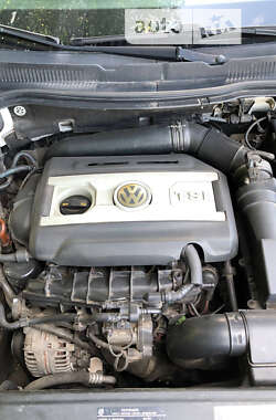 Купе Volkswagen CC / Passat CC 2010 в Сумах