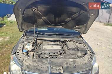 Купе Volkswagen CC / Passat CC 2011 в 