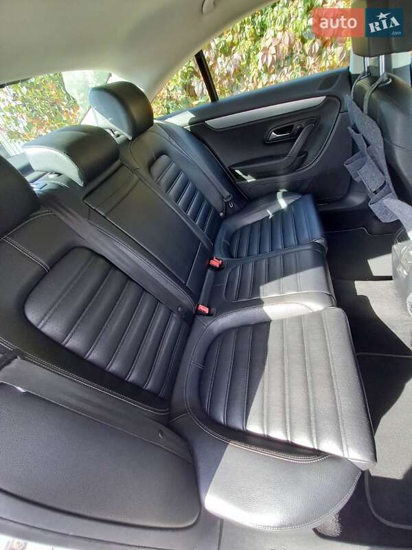 Купе Volkswagen CC / Passat CC 2012 в Хмельницком