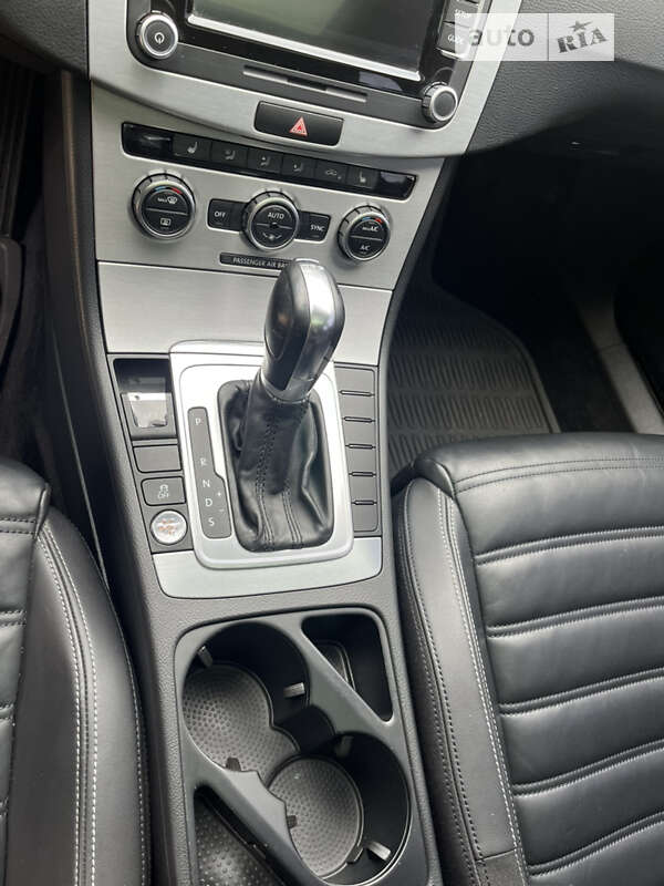 Купе Volkswagen CC / Passat CC 2014 в Судовой Вишне