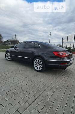 Купе Volkswagen CC / Passat CC 2009 в Бучачі