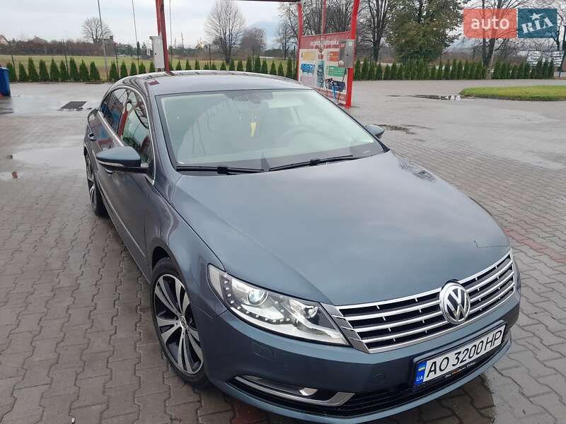 Купе Volkswagen CC / Passat CC 2013 в Тячеві