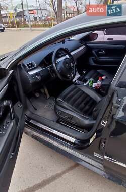 Купе Volkswagen CC / Passat CC 2013 в 