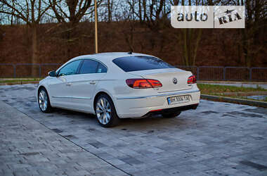 Купе Volkswagen CC / Passat CC 2013 в Миколаєві