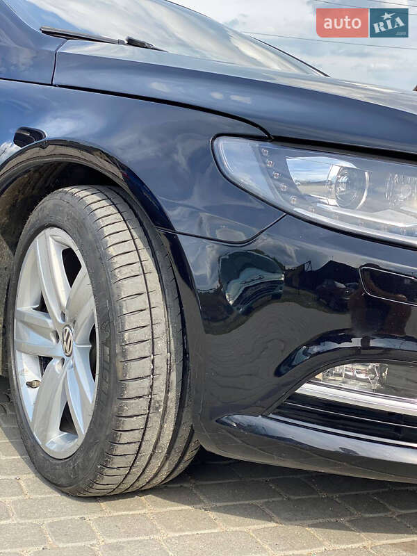 Купе Volkswagen CC / Passat CC 2014 в Староконстантинове