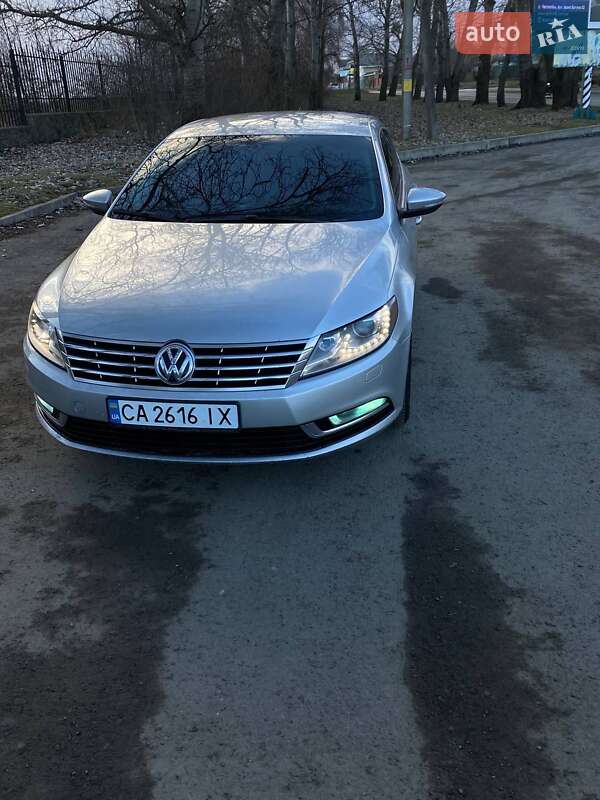 Купе Volkswagen CC / Passat CC 2012 в Умани