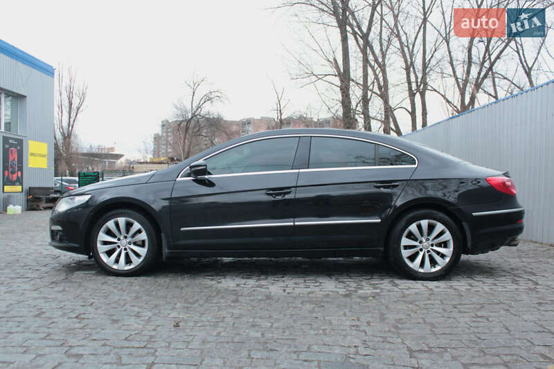 Купе Volkswagen CC / Passat CC 2009 в Днепре