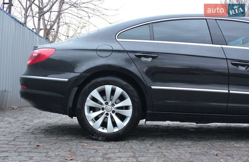 Купе Volkswagen CC / Passat CC 2009 в Днепре