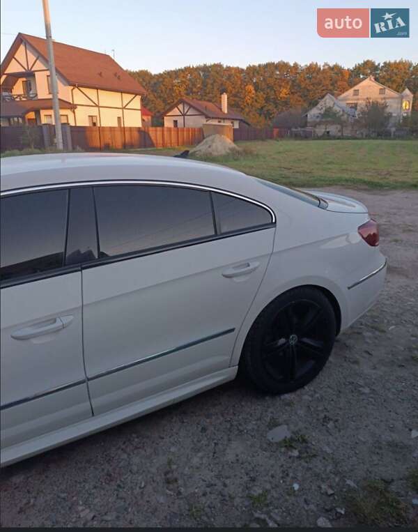 Купе Volkswagen CC / Passat CC 2013 в Львові