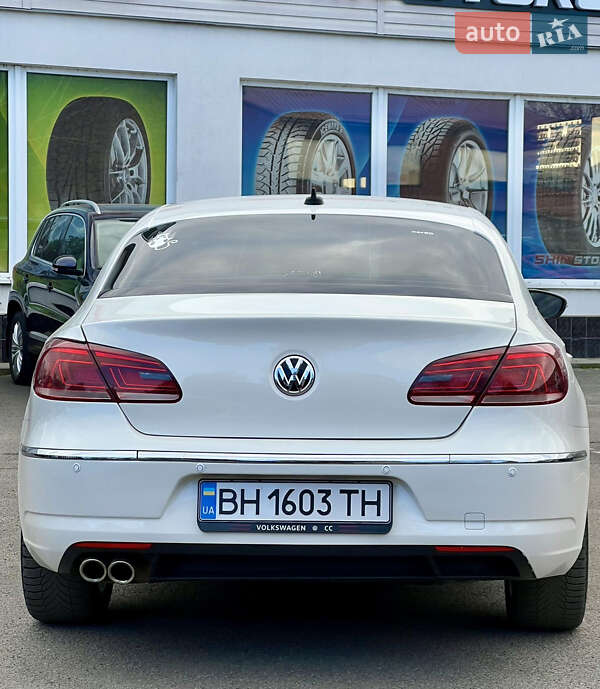 Купе Volkswagen CC / Passat CC 2012 в Измаиле