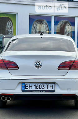 Купе Volkswagen CC / Passat CC 2012 в Ізмаїлі