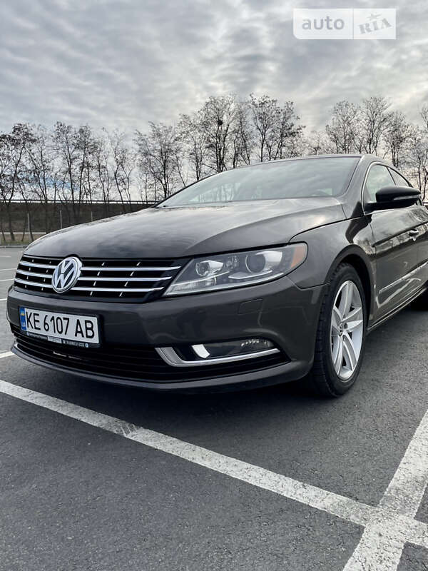 Купе Volkswagen CC / Passat CC 2015 в Днепре