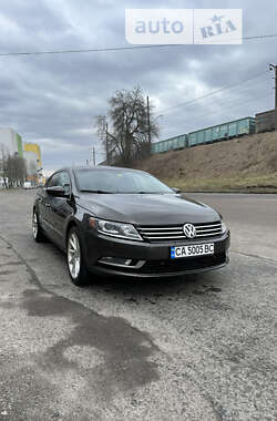 Купе Volkswagen CC / Passat CC 2015 в Киеве