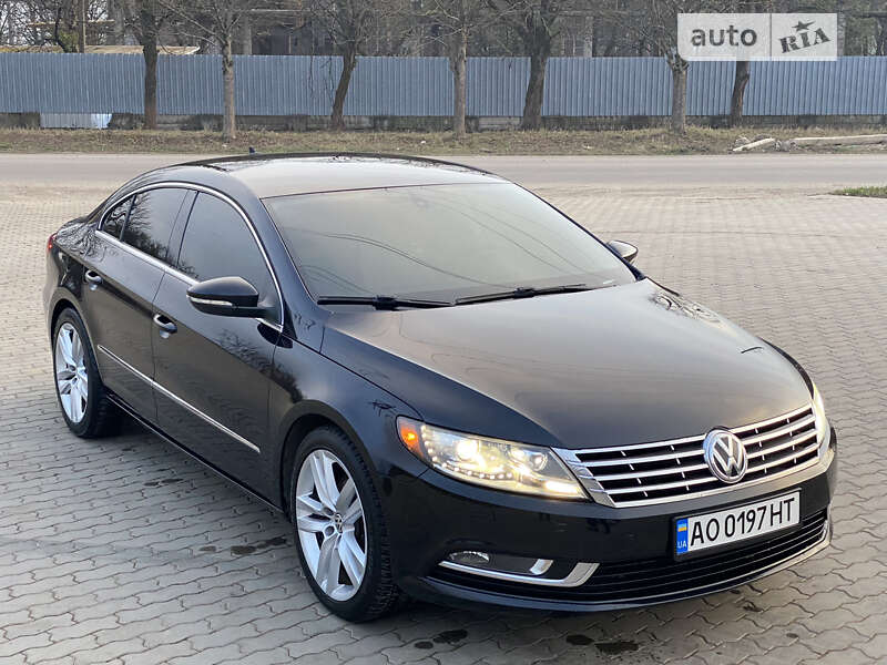 Купе Volkswagen CC / Passat CC 2012 в Ужгороде