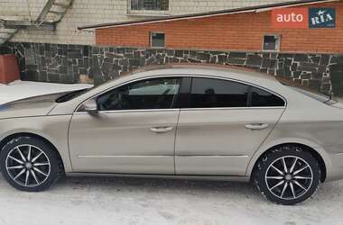 Купе Volkswagen CC / Passat CC 2010 в Киеве