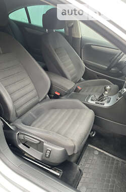 Купе Volkswagen CC / Passat CC 2009 в Сваляве