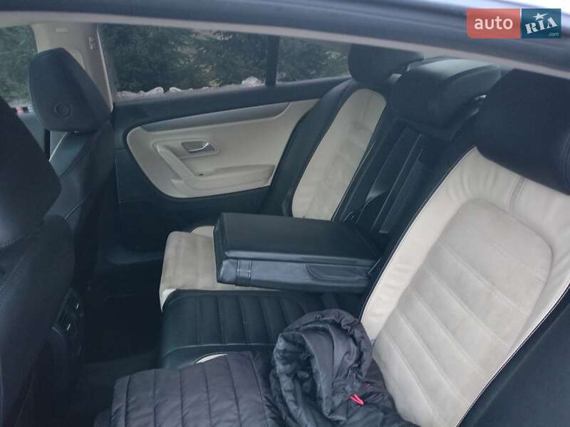 Купе Volkswagen CC / Passat CC 2011 в Конотопе