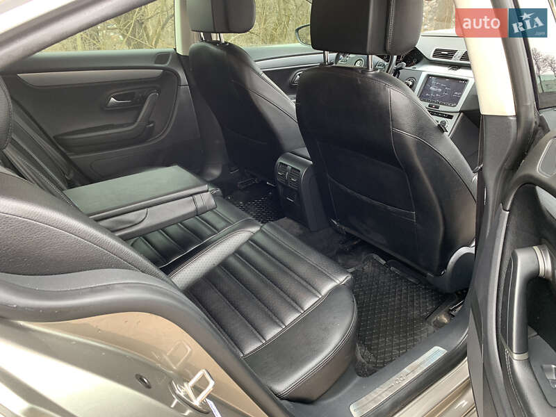 Купе Volkswagen CC / Passat CC 2012 в Житомире