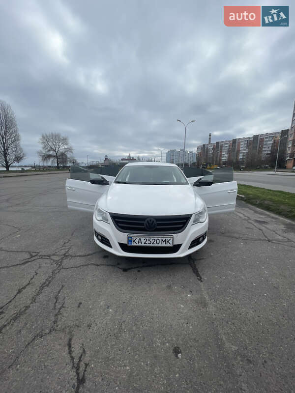 Купе Volkswagen CC / Passat CC 2011 в Черкассах