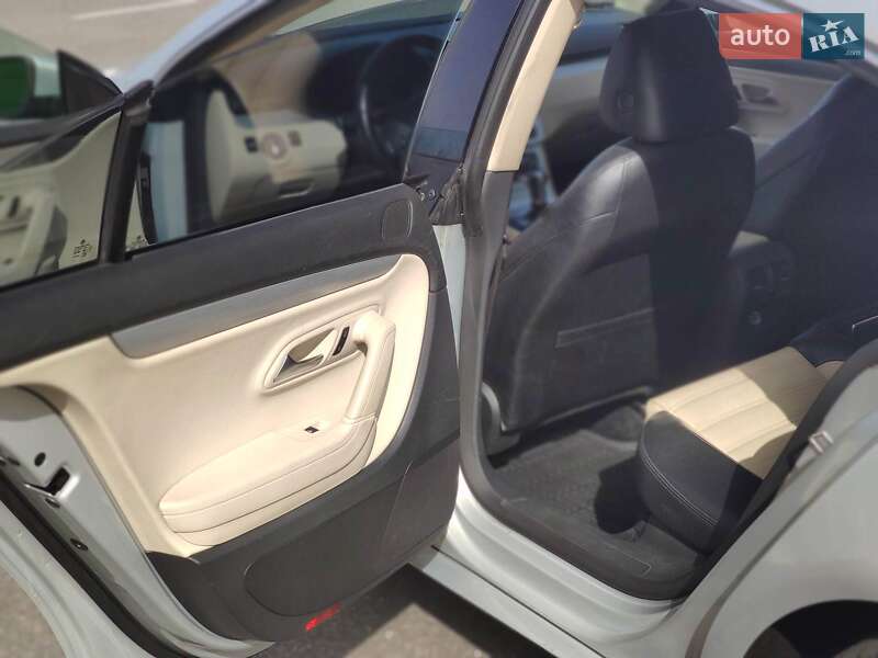 Купе Volkswagen CC / Passat CC 2009 в Киеве фото 8 Купе Volkswagen CC / Passat CC 2009 в Киеве
