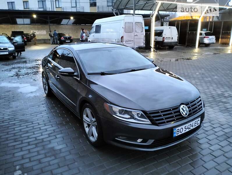 Купе Volkswagen CC / Passat CC 2012 в Тернополі