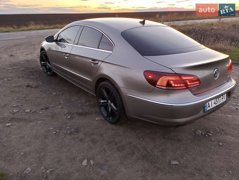 Купе Volkswagen CC / Passat CC 2012 в Білій Церкві