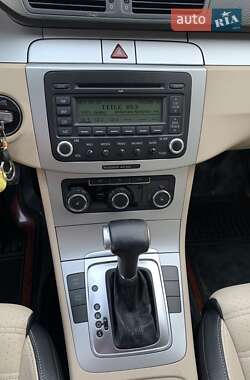 Купе Volkswagen CC / Passat CC 2008 в 
