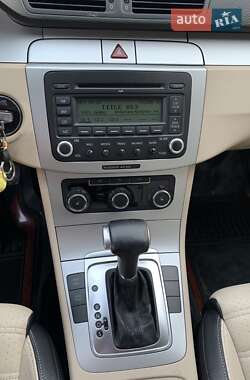 Купе Volkswagen CC / Passat CC 2008 в Кременце