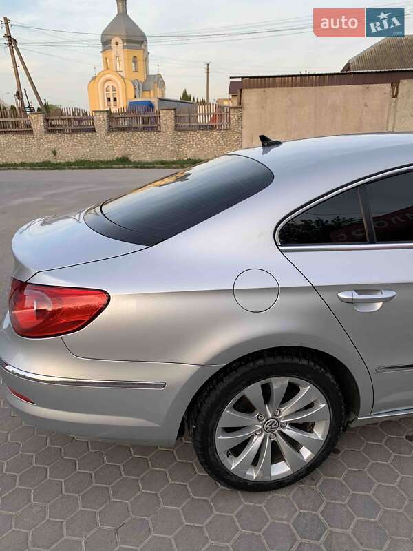 Купе Volkswagen CC / Passat CC 2008 в Кременце