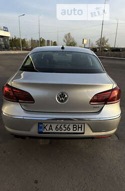 Купе Volkswagen CC / Passat CC 2013 в Киеве