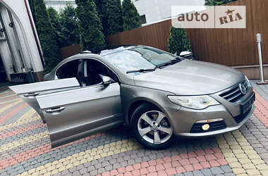 Купе Volkswagen CC / Passat CC 2010 в Тячеве