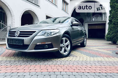 Купе Volkswagen CC / Passat CC 2010 в Тячеве