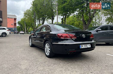 Купе Volkswagen CC / Passat CC 2013 в 