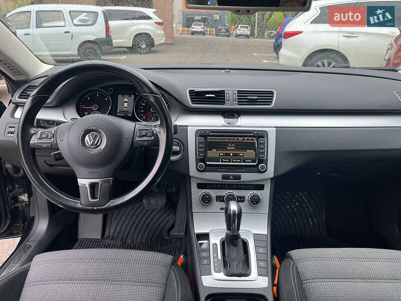 Купе Volkswagen CC / Passat CC 2013 в Ровно