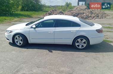 Купе Volkswagen CC / Passat CC 2013 в 