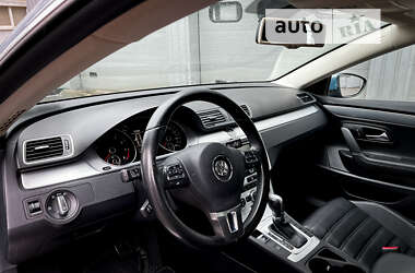 Купе Volkswagen CC / Passat CC 2012 в Киеве