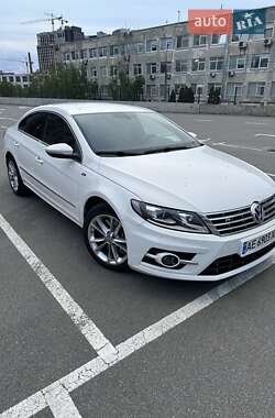 Купе Volkswagen CC / Passat CC 2013 в Киеве